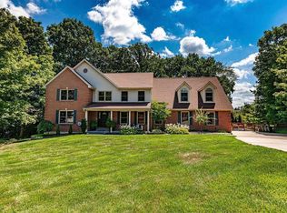 9858 Prechtel Rd, Cincinnati, OH 45252