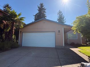 1202 SE 86th Ave, Portland, OR 97216