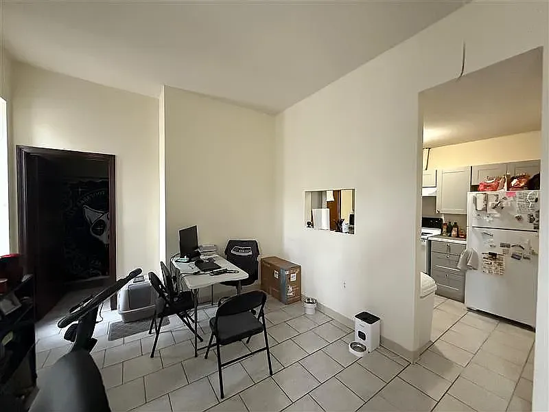 247 Pearl St — Photo 4