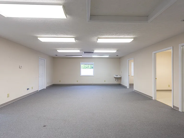 620 Quintard Ave #1 — Photo 11