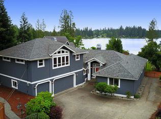 10705 E Lake Joy Dr, Carnation, WA 98014