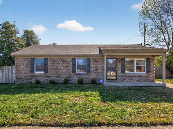 111 Berry Patch Dr, Wilmore, KY 40390