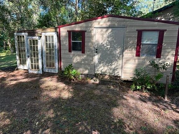 3rd image of 622 Woodham Cir