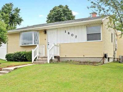 1607 Sunshine St, Glen Burnie, MD, 21061