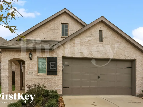 10539 Dolce Ln, Iowa Colony, TX 77583
