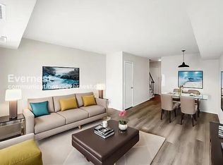 127 New Castle Dr #107, Colonial Heights, VA 23834