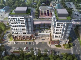 705 Davis Dr #1108, Newmarket, ON L3Y 2R2