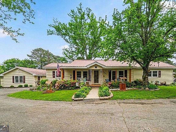 2nd image of 1763 Burnett Ferry Rd SW