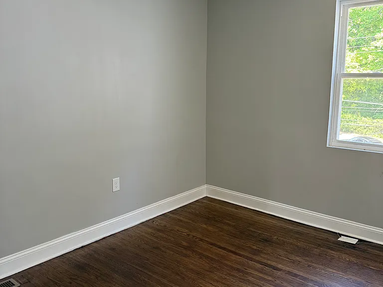 798 N Grantley St — Photo 29