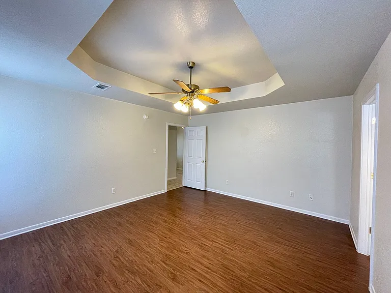 257 English Ln — Photo 16