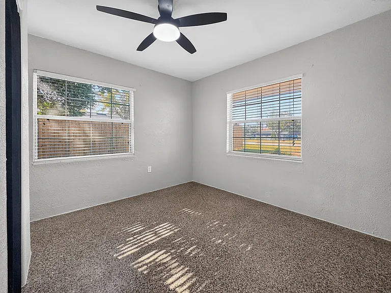 510 Barrow Ave — Photo 19
