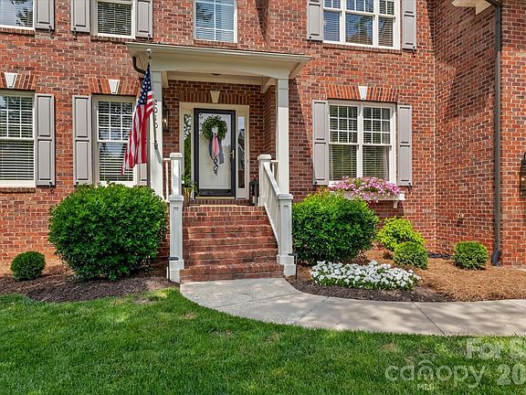 2nd image of 20101 Coachmans Wood Ln