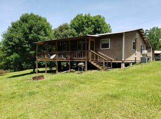 301 S Shoreline Dr, Florien, LA 71429