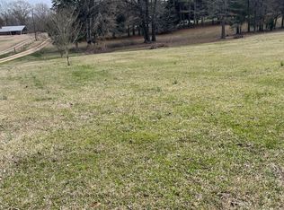 8829 Myrleville Rd, Benton, MS 39039