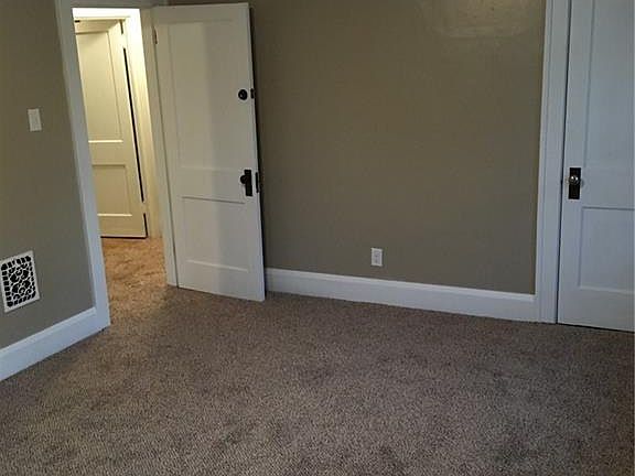 2nd image of 125 Holford Ave