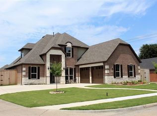 8025 Wayne Way, Rowlett, TX 75088