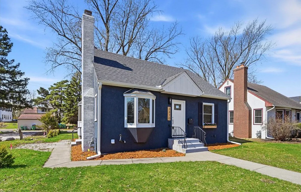 3370 Library Ln — Photo 2
