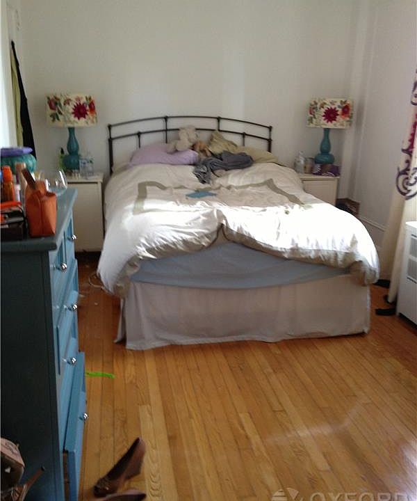 1st image of 200 W 70th St APT 10J