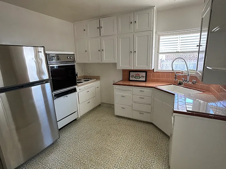 909 S Pleasant Ave — Photo 20