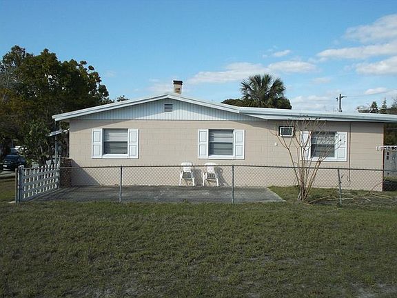 3rd image of 107 Fairway Dr