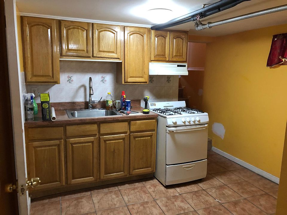 2nd image of 11439 140th St