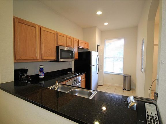 4th image of 2723 Coupe St