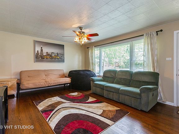3rd image of 12202 S 72nd Ct