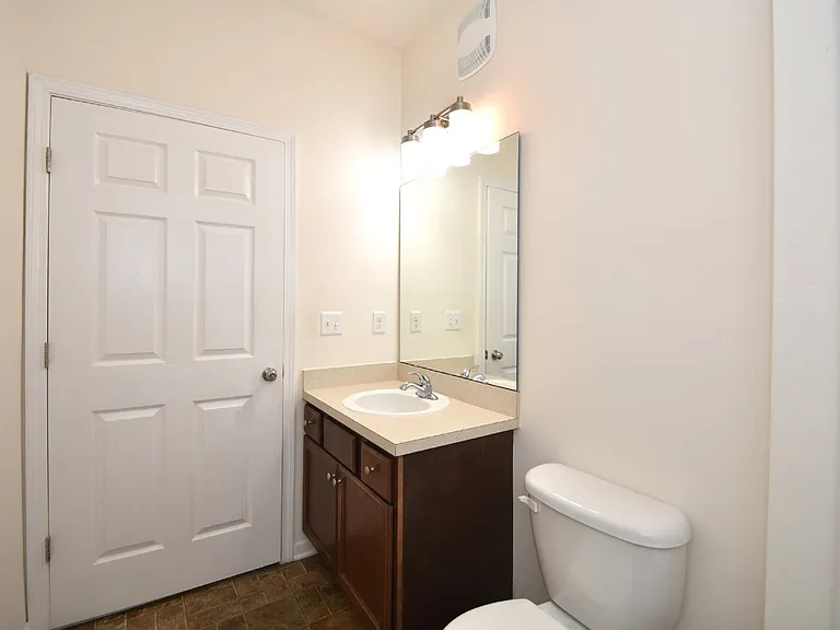 2211 Golden Lake Loop St — Photo 16