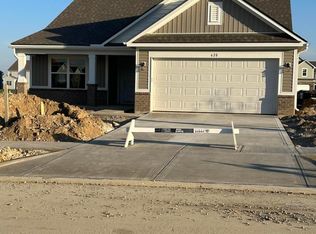 628 Lois Ln, London, OH 43140