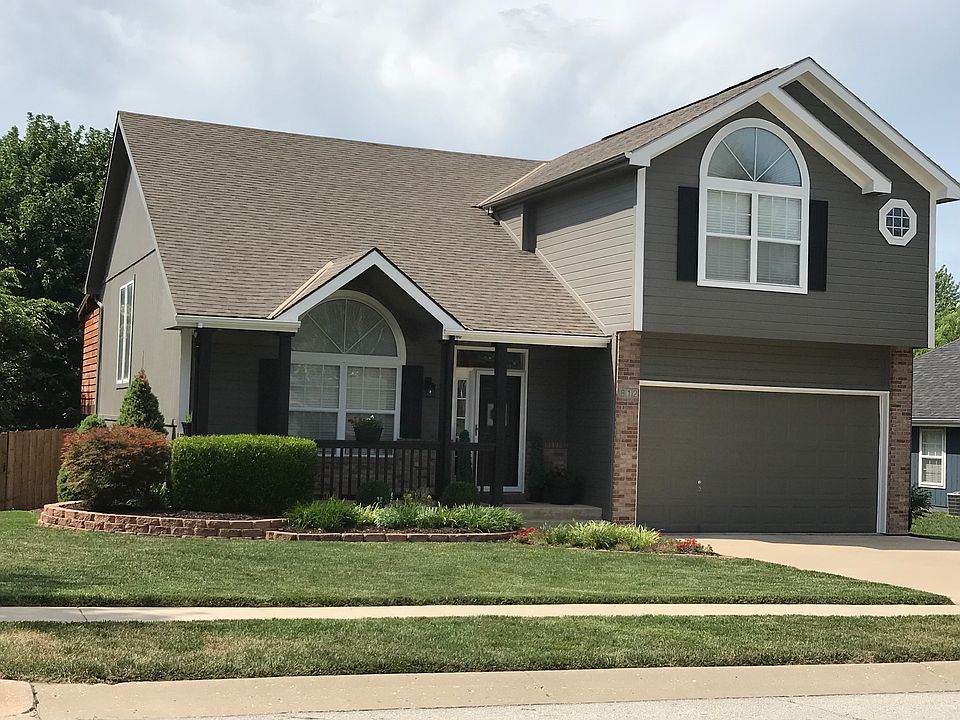1st image of 812 Lakeview Dr