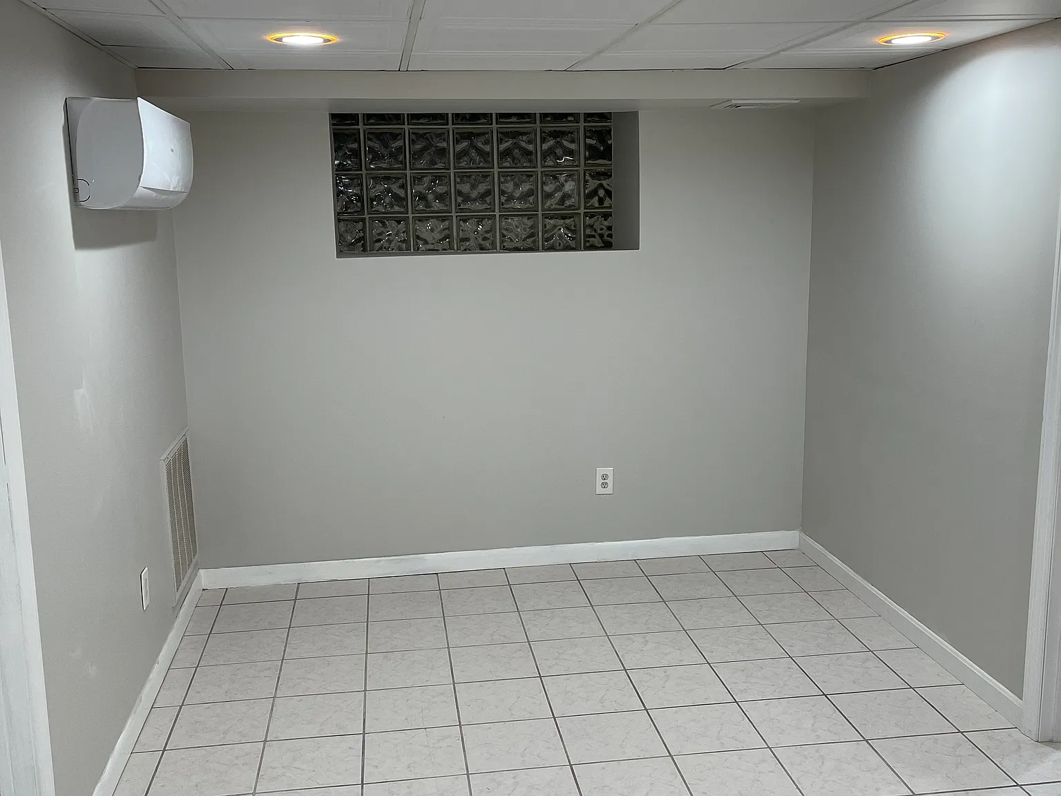 31 Friendship St — Photo 2