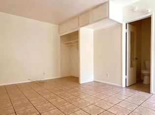 889 N Laurel Ave APT E, Upland, CA 91786