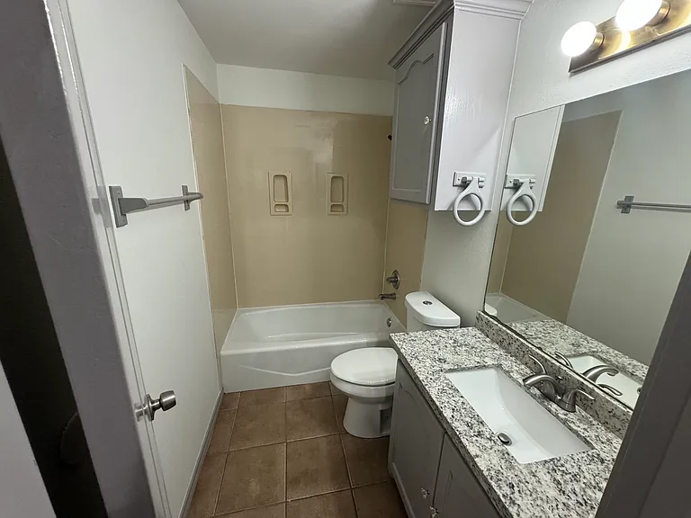 2206 Moonlight Ln #1 — Photo 7