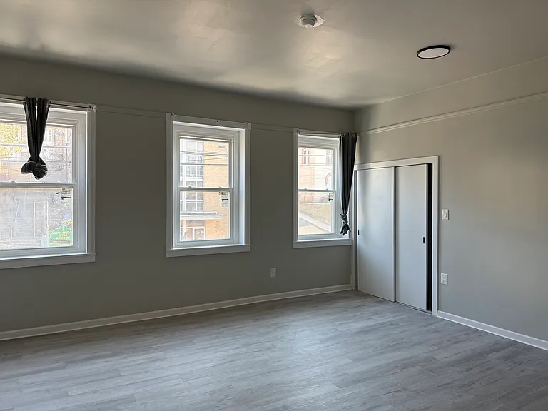 618 Mahantongo St #B — Photo 9