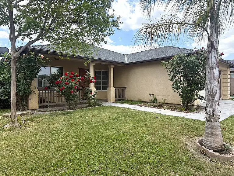 614 Barbara Ct — Photo 3