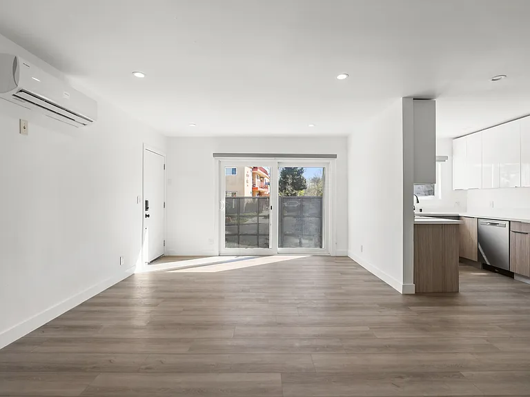 8777 Cadillac Ave #B — Photo 8