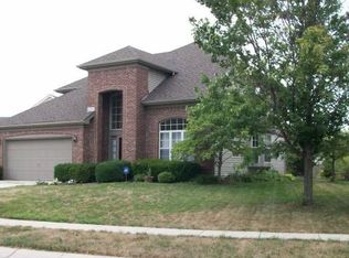 10287 Lakeland Dr, Fishers, IN