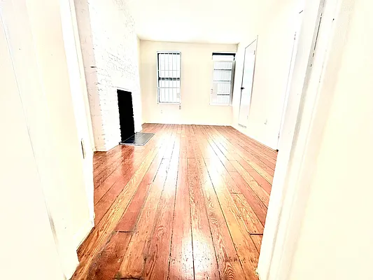 Rented by Taichi Fudosan | media 8