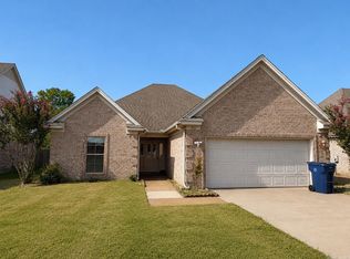 912 Neil Sain Loop, Marion, AR 72364