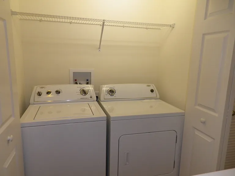 15965 Fishhawk View Dr — Photo 11
