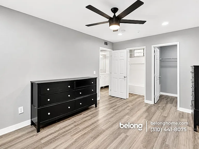 550 Orange Ave #114 — Photo 4