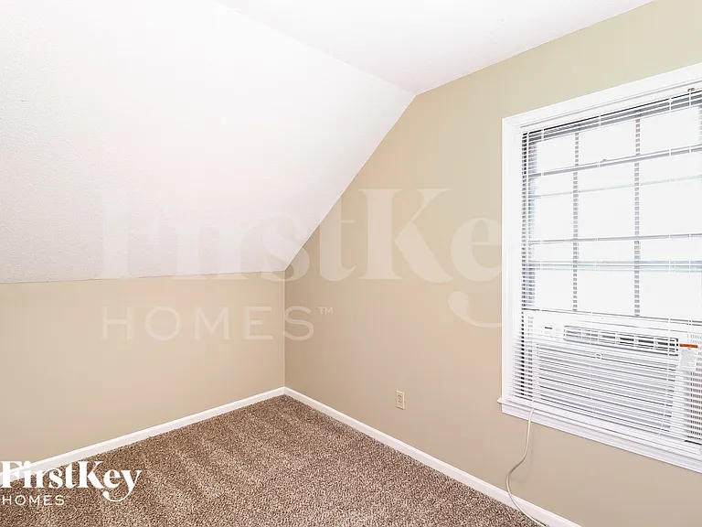 8093 Cinders Rd — Photo 12