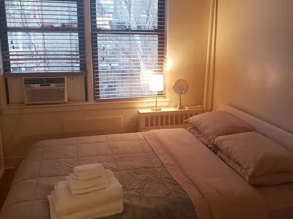 311 West 29th Street image 1 of 5