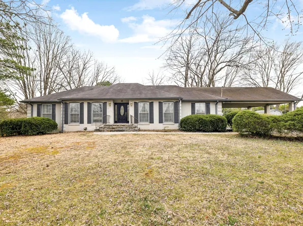 1807 Oxford Dr, Murfreesboro, TN 37129