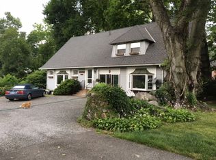 1 Mercia Ln, Greenwich, CT 06830