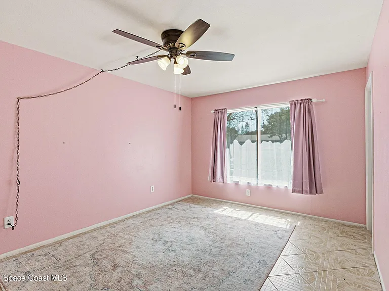 1265 Ethel Cir NE — Photo 15
