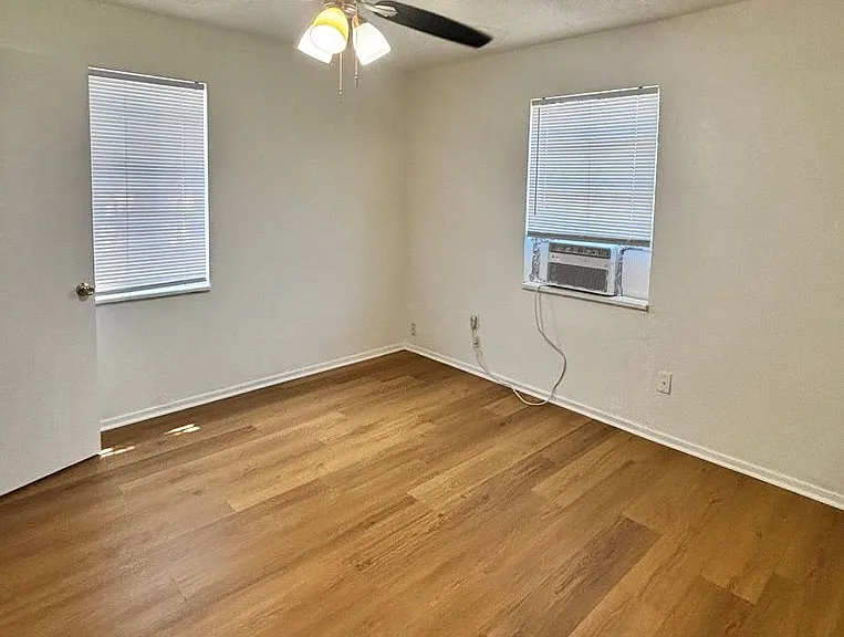 309 N Howard St — Photo 7