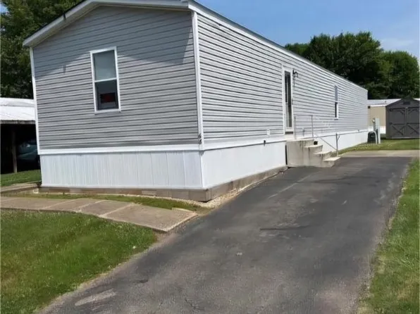 324 Fairview St #68, West Lafayette, OH 43845