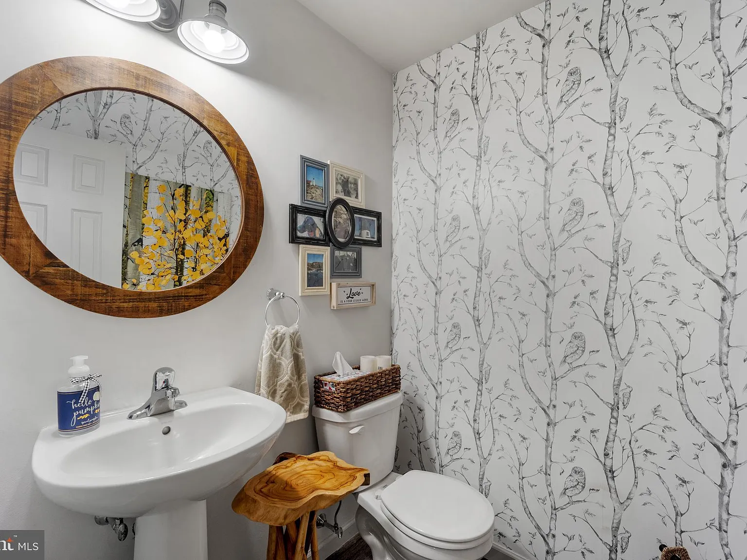 2 bed, 1.5 bath, 1058 sqft, $2,149 — Photo 4