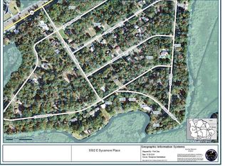 9302 E Sycamore Pl, Inverness, FL 34450